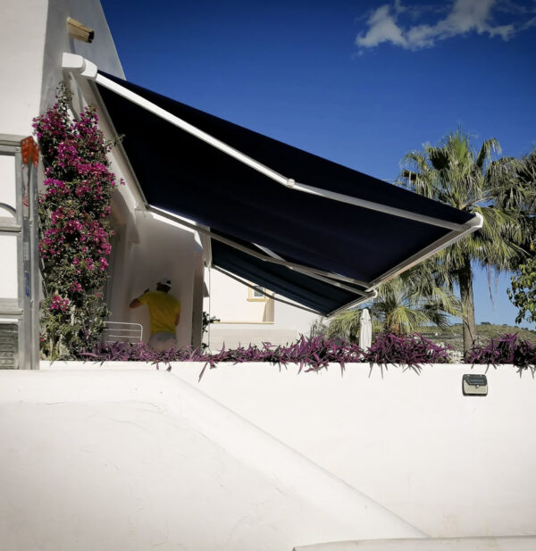 Toldo Estor Instalado por TOLDO EUROPA EN MOREIRA
